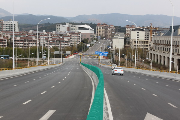 安宁市龙川西路建设工程