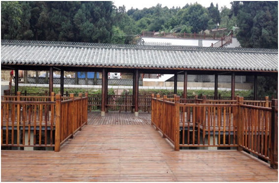 龙山村小组观景台、活动房竣工验收