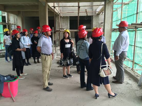 云南省轻纺工业行业协会领导莅临我司监理的云南工艺美术学校建设项目进行检查指导工作