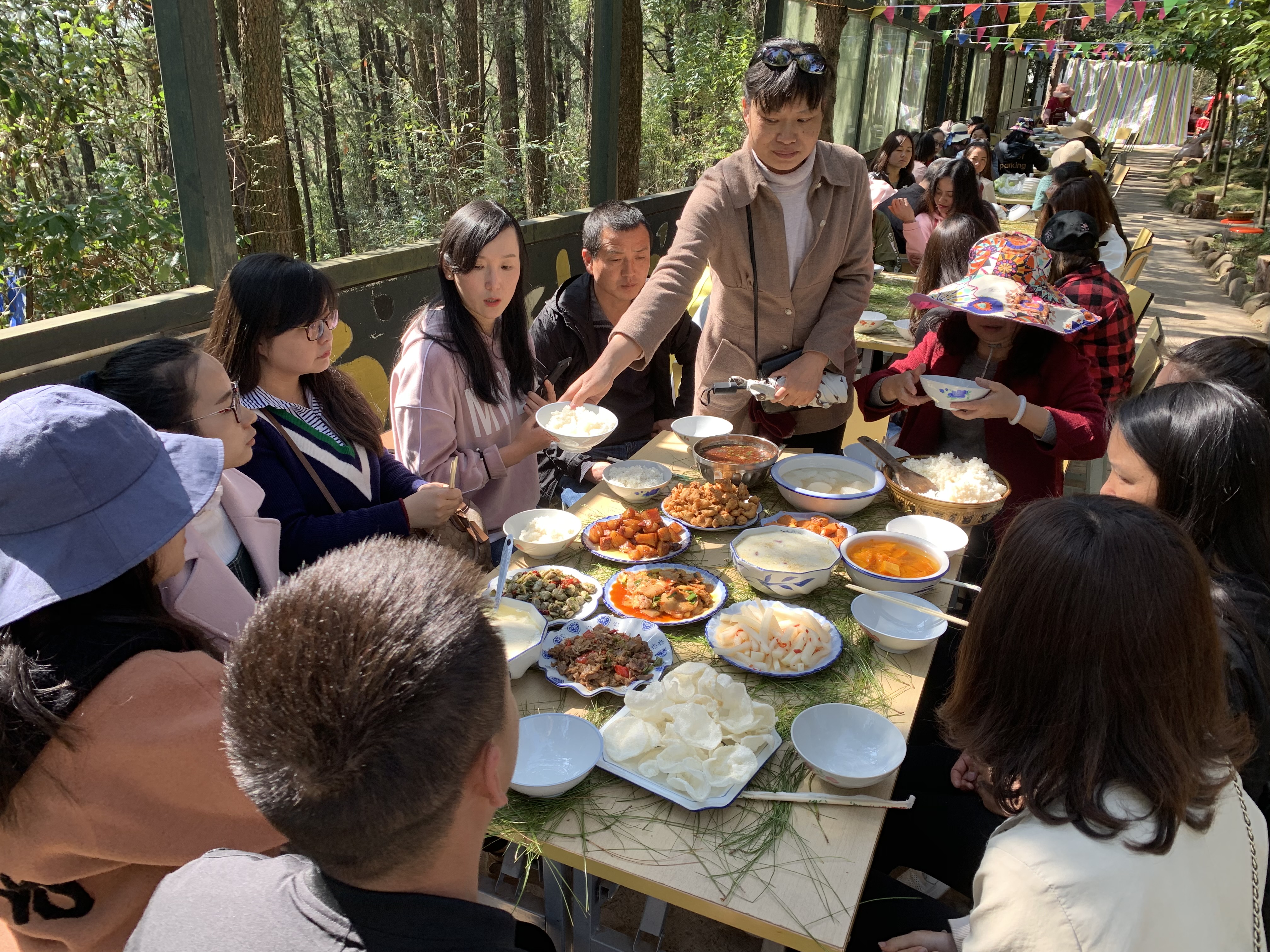 公司庆祝“三八”国际妇女节