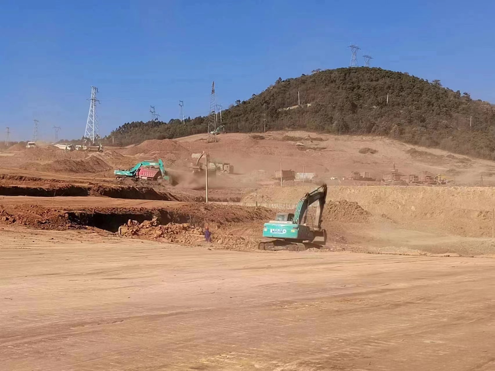 云南安宁产业园区（安宁片区）禄裱化工园区（地块一） 场地平整项目